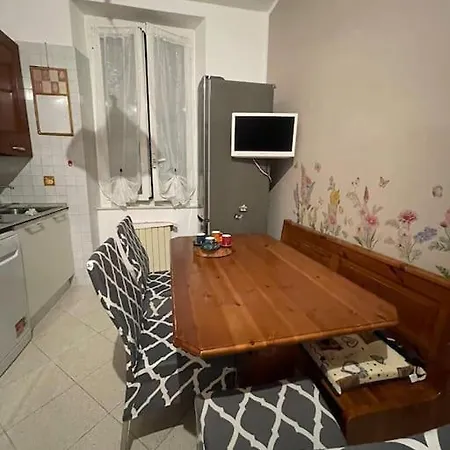 Apartment La Casa Dei Girasoli *